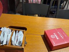 -琥珀老六龙虾(四里河店)