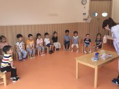 -小门牙好性格托育(北外滩中心)