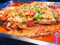 -鸣记脆皮烤鱼·海鲜烤鱼(三八广场店)