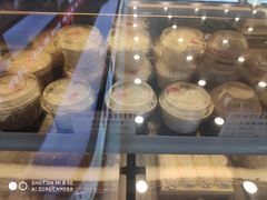 -红宝石·鲜奶小方·海派西点房(南丹店)