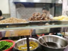 -覃肥叔桂林米粉(粮道街店)