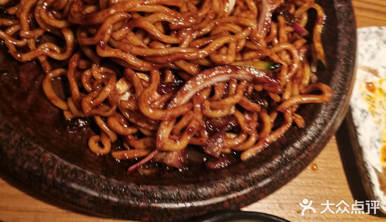 这家石锅拌饭是我每次来都必须点的菜品