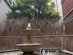 -潮一不贰·法式甜品·生日蛋糕·西式简餐(外滩店)