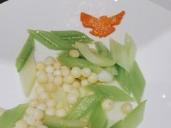 -荷风细雨·中国茶宴(世纪大道店)