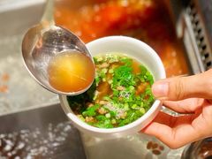 姬松茸菌汤锅底-海底捞火锅鲜切牛肉主题店(长寿路店)