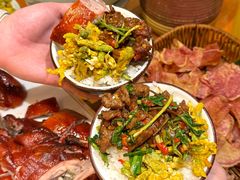 -老滇山寨•云南特色菜•地方菜•民族风情歌舞表演(金碧店)