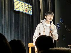 -喜剧部落脱口秀(三里屯店)