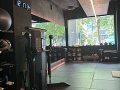 -TOP健身私教工作室(侨香店)