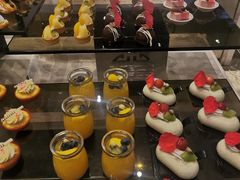 -飨食汇全日制餐厅·昆山皇冠假日酒店(九方店)