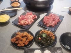 -啊美丽炭火烤肉(滑翔一店)