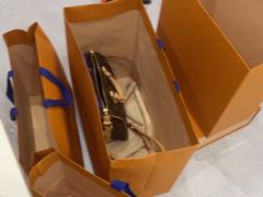 -聚云奢二手奢侈品黄金手表包包回收·中古店(三里屯总店)