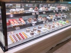 -巴黎贝甜(大宁国际商业广场店)