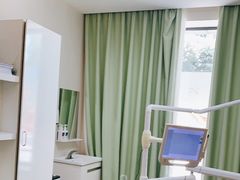 -团圆口腔·种植中心(锦江院区)