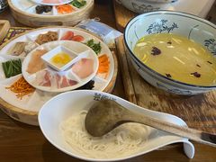 -芸南道·过桥米线(昆明老街旗舰店)