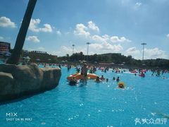-热带风暴水上乐园(新镇路)