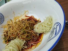 -有红鸡毛店·川菜(建设路店)