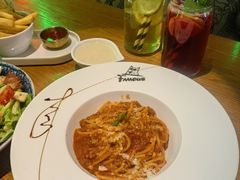 -Famous肥猫墨西哥音乐餐吧(五棵松华熙LIVE店)