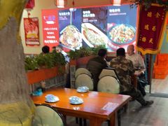 大堂-二姐家三个拿手菜·北塘海鲜·大馅锅贴王(成林道店)