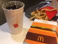 -麦当劳(光新乐购店)