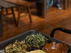 -周幺妹重庆老火锅(银泰城总店)