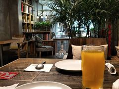 -HIGH FIVE哈福手工汉堡(桂林路店)