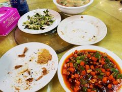 -明月食府(二区干二路店)