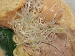 -银泰百货(厦门国贸中心店)