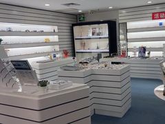 -优视力蔡司眼镜验配中心(越秀城市广场奥莱店)