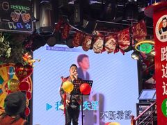 -路边边地标烧烤·川菜·小龙虾·音乐酒馆(良乡长虹店)