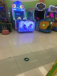 -莫莉幻想儿童乐园(深圳东湖永旺店)