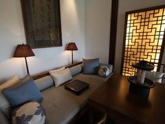 安缦颐和庭院套房-沙发区-北京颐和宾馆