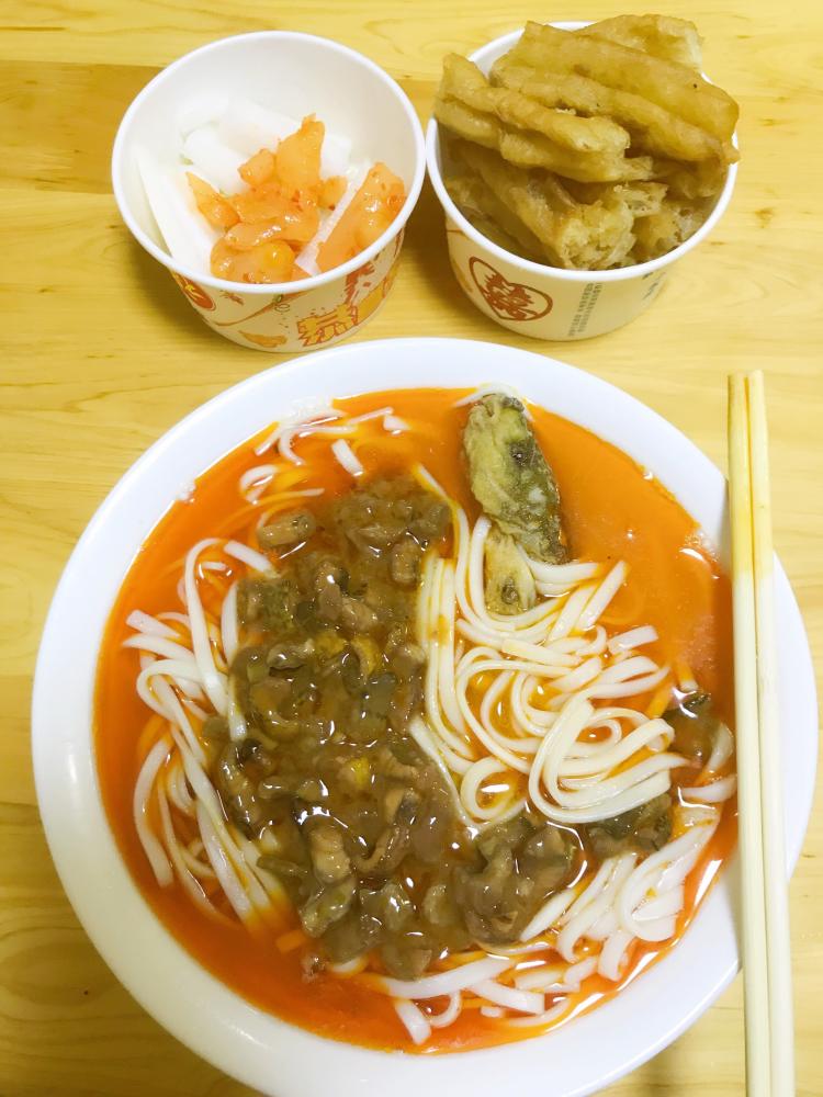 何记鳝鱼面馆(沌阳大道店)-"35一份的鳝鱼黄骨鱼面,鳝鱼是微辣的,有.