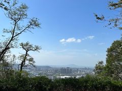 -灵岩山风景区
