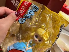 -海底捞火锅(曹安公路店)