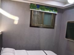 -逸米酒店(广州中山大学附属第一医院东山口地铁站店)