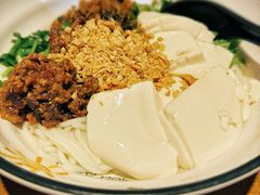 -蜗牛的家旅行主题云南菜餐厅.小酒馆(护国寺店)