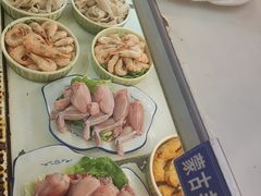 -两三事小郡肝串串香火锅(桂庙店)