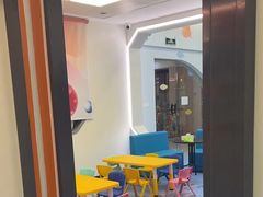-极橙儿童齿科矫正中心(奥城店)
