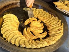 -老新隆牛肉锅贴(新街口店)