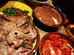 小郡花-王歘歘·chuǎ火锅(五道营店)