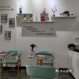 街边平价沙拉，18元鸡胸肉少了点，味道还ok把[吐]