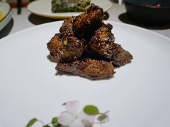 沪市牛肉粒-屋里厢上海菜馆