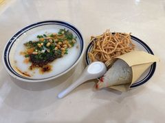 -正南齐北·老街糯米团(洪崖洞店)