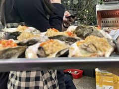 -蚝哥花姐湛江烤生蚝(美丽湾市场店)