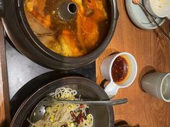 -云海肴·汽锅鸡·云南菜(天山百盛优客店)