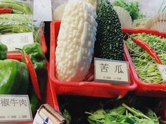 -六合夜市