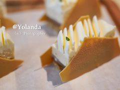 -VERIE BAKEHOUSE