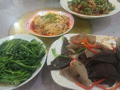 -洪霞餐馆