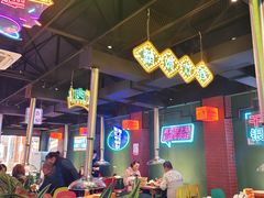 大堂-向外鱼乐·土菜·虹鳟鱼
