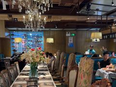 -领鲜活海鲜榴莲自助火锅(东门店)